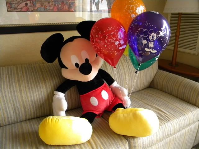 In Room Celebrations The Dis Disney Discussion Forums