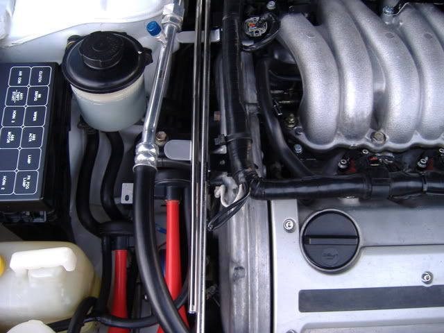 1999 Nissan maxima power steering fluid location #8